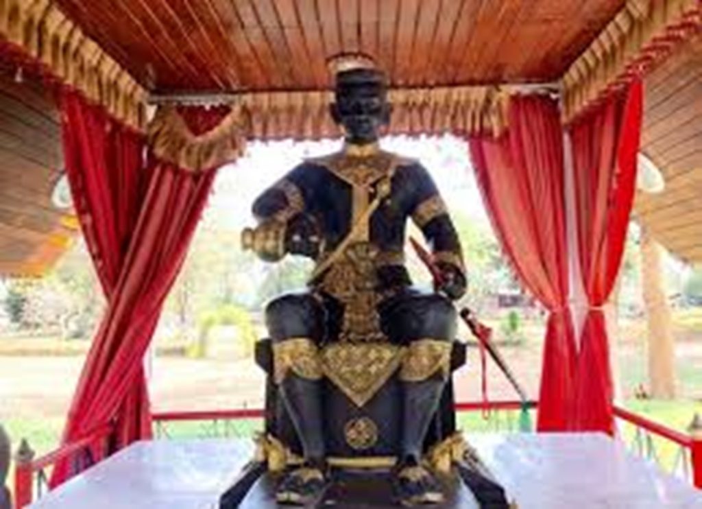 ศาลสมเด็จพระนเรศวรมหาราช